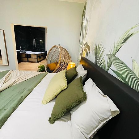 Appartement Exotique Avec Bain Balneo 리에주 외부 사진